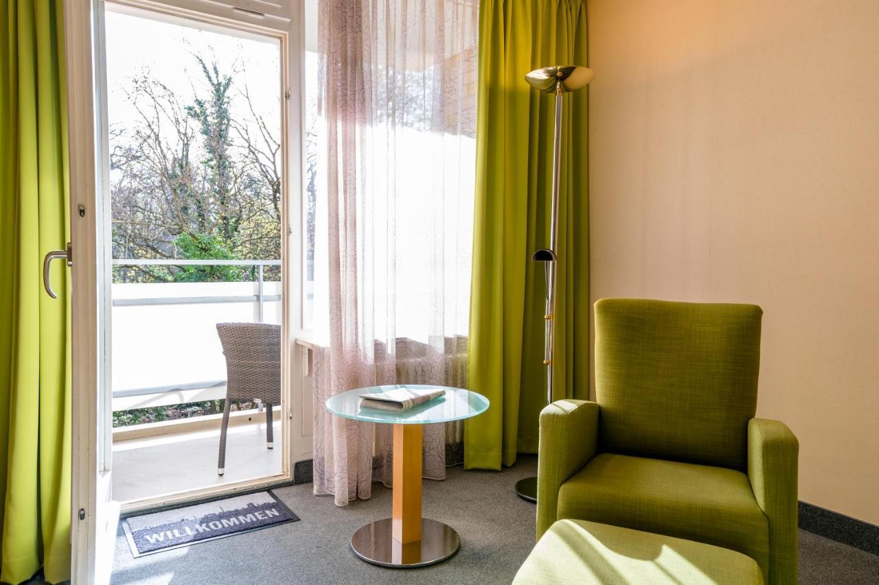 Schlosspark Hotel Берлин Екстериор снимка