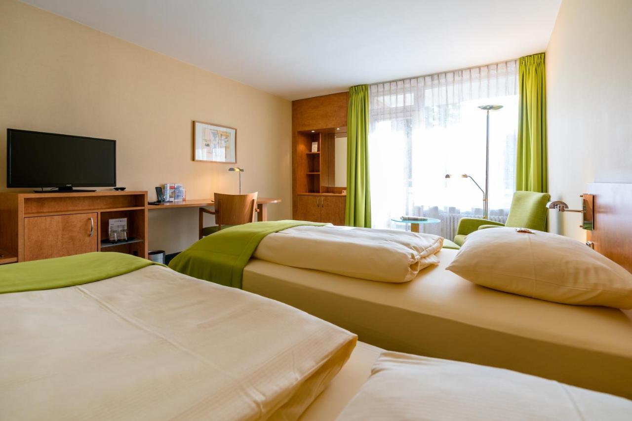 Schlosspark Hotel Берлин Екстериор снимка