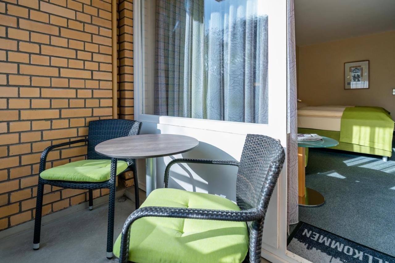 Schlosspark Hotel Берлин Екстериор снимка
