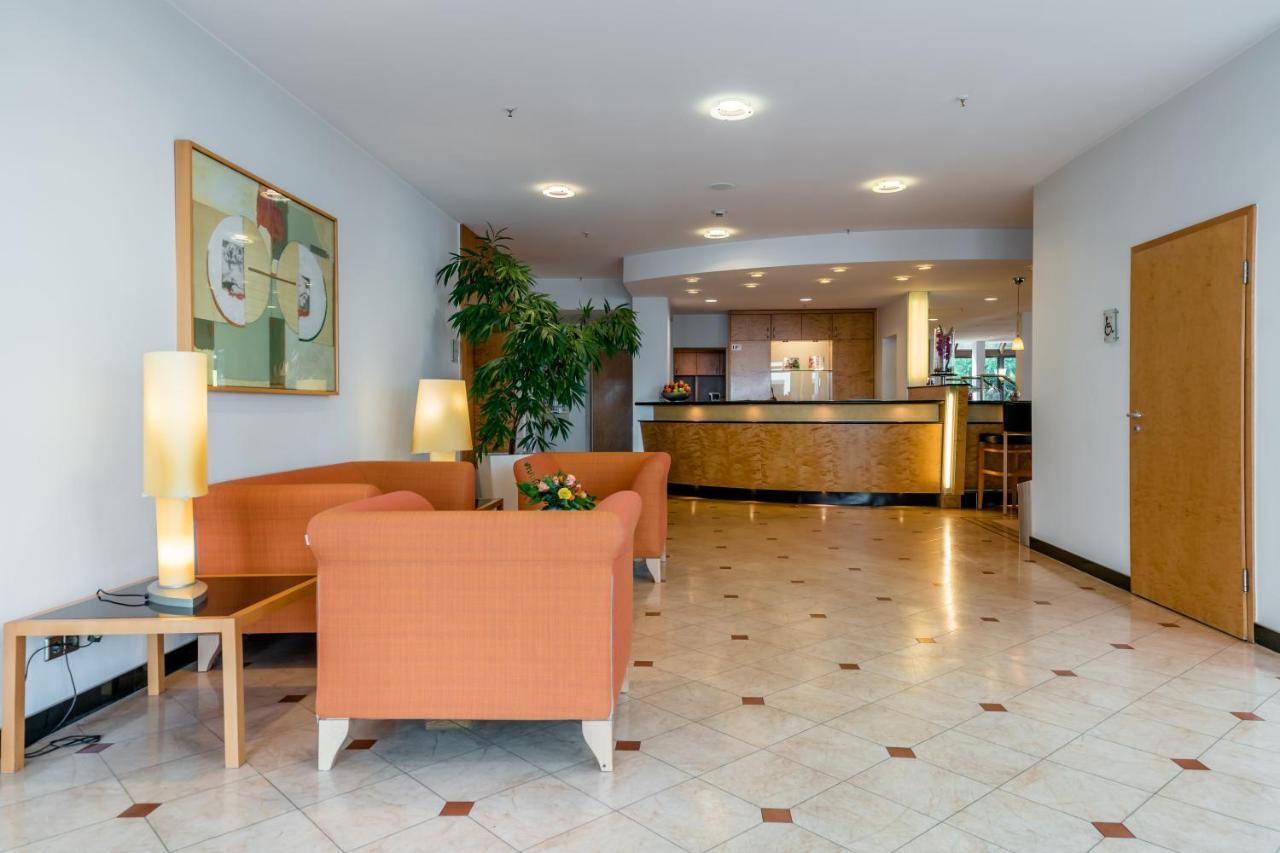 Schlosspark Hotel Берлин Екстериор снимка