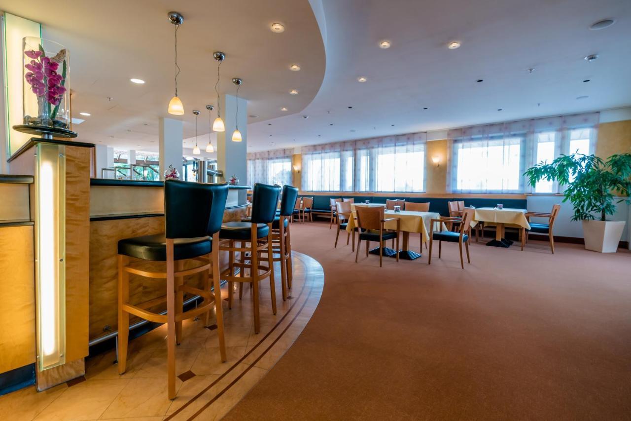 Schlosspark Hotel Берлин Екстериор снимка