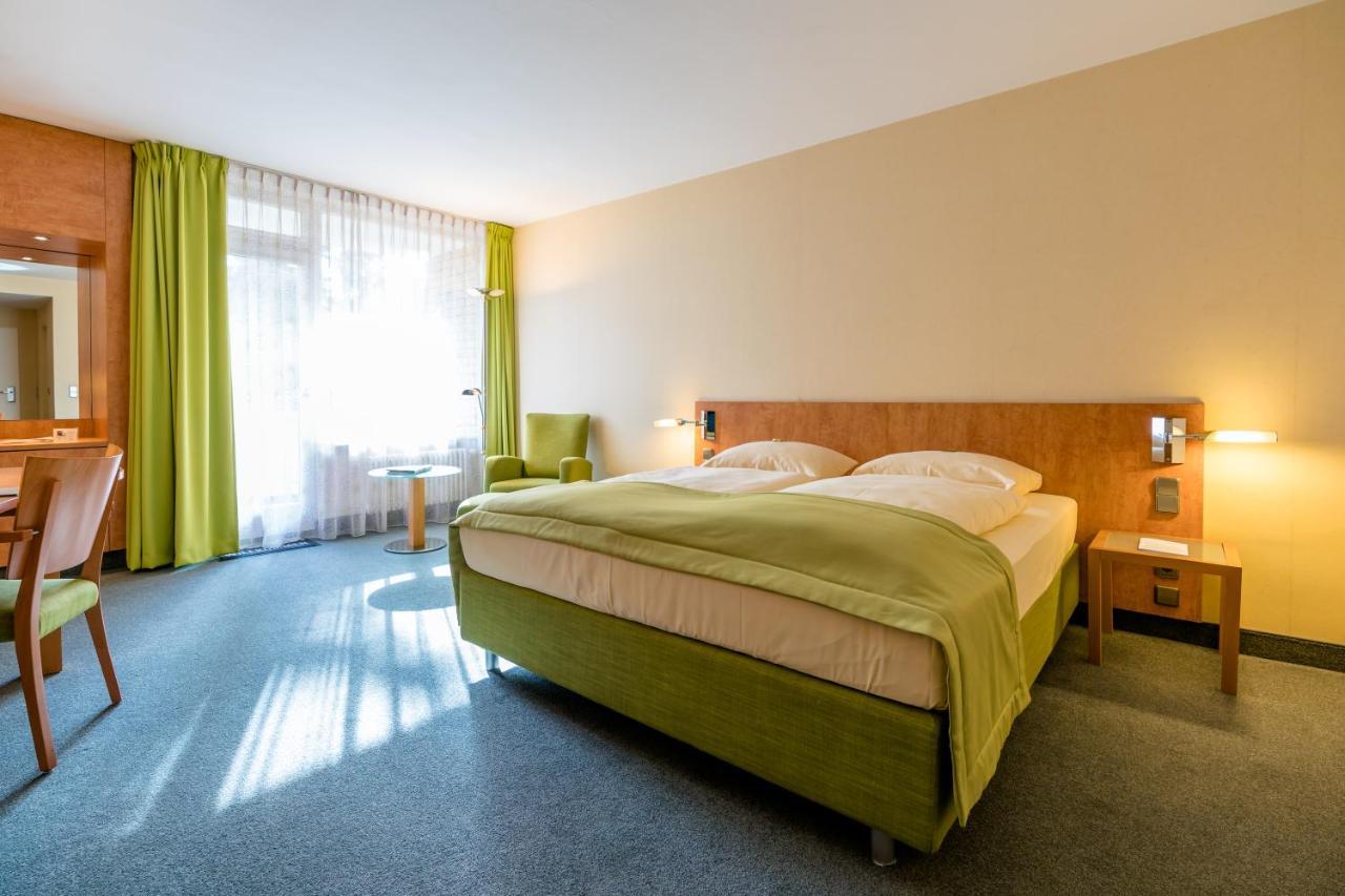 Schlosspark Hotel Берлин Екстериор снимка