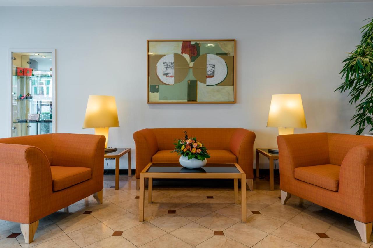 Schlosspark Hotel Берлин Екстериор снимка